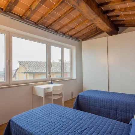 Astonish Cathedral View Lejlighed